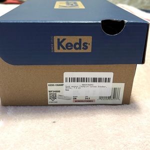Brand New Keds Womens Champion Canvas Sneaker size 7.5